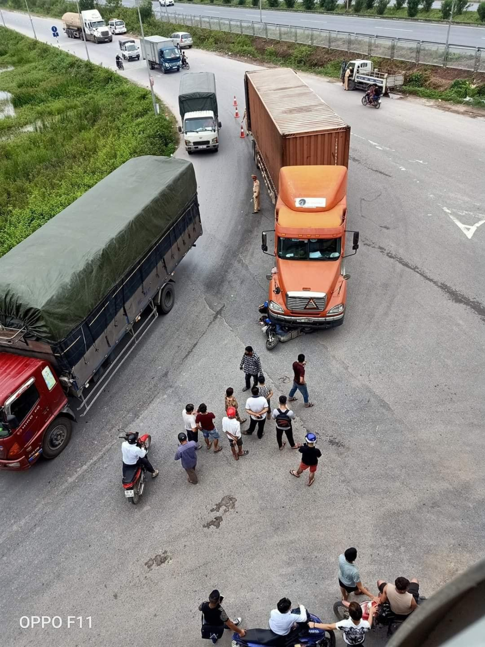 Hiện trường vụ tai nạn nhìn từ trên cao Hiện trường vụ tai nạn nhìn từ trên cao