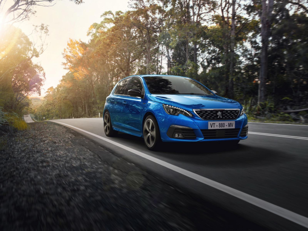 Peugeot 308 2021 màu xanh dương mới