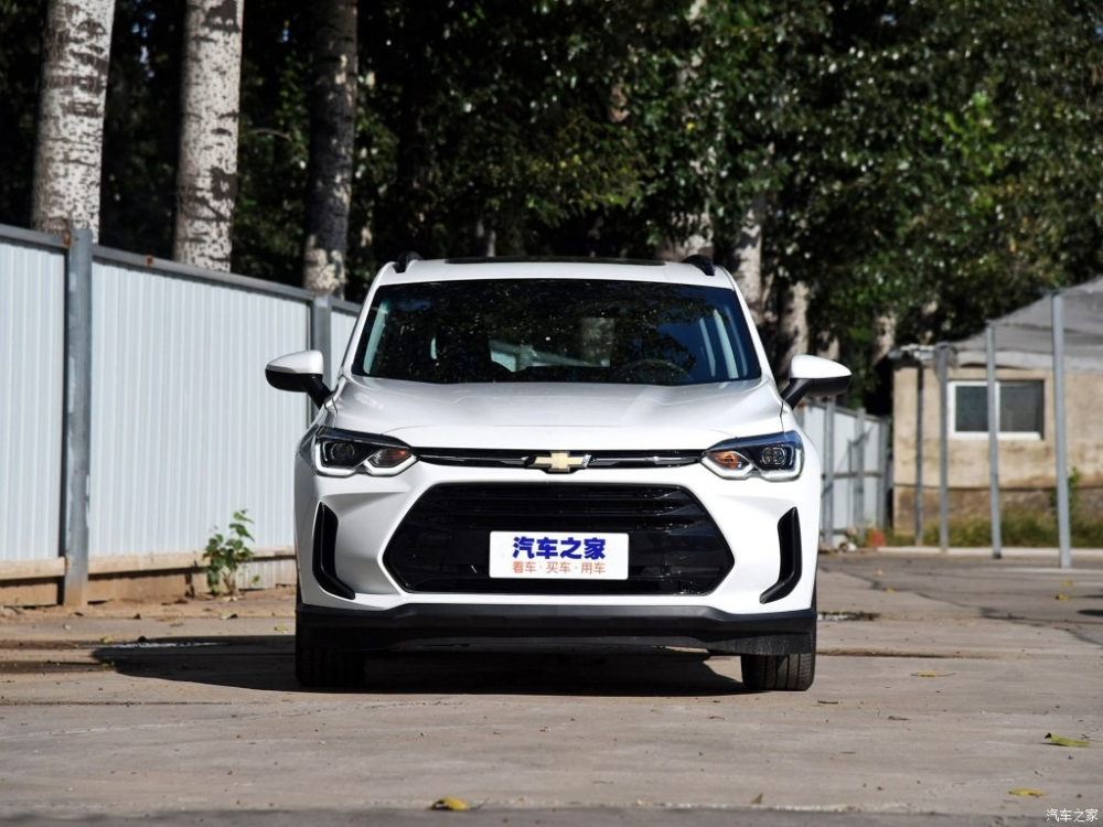 Chevrolet Orlando 2020 bản máy xăng thông thường Chevrolet Orlando 2020 bản máy xăng thông thường