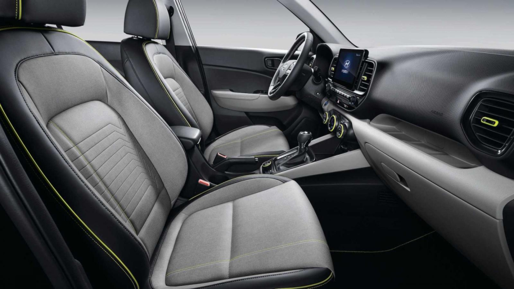 Nội thất b&ecirc;n trong Hyundai Venue FLUX
