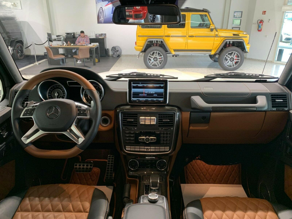 Bố cục nội thất của Mercedes G63 AMG 6x6
