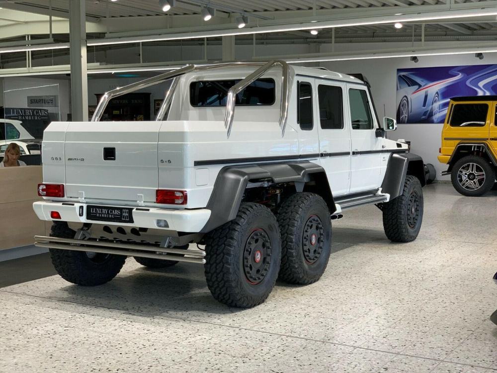 Phía sau của chiếc Mercedes G63 AMG 6x6