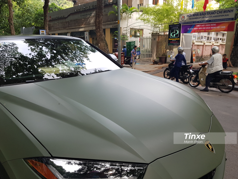  Lamborghini Urus được trang bị động cơ xăng V8, tăng áp kép, dung tích 4.0 lít, cho công suất tối đa 650 mã lực và mô-men xoắn cực đại 850 Nm. 