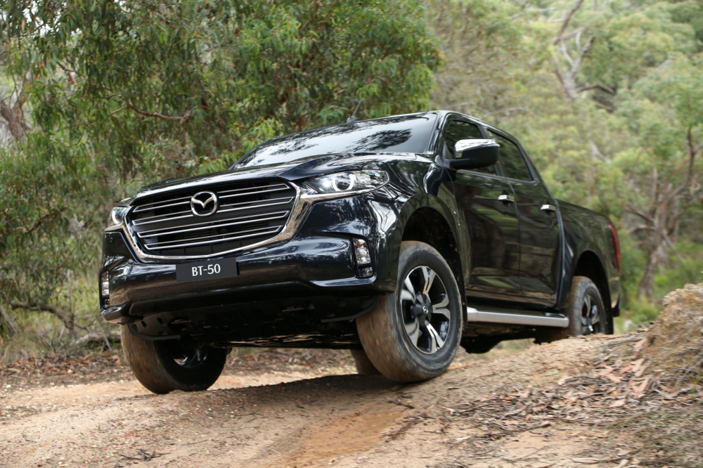 Mazda BT-50 2020 d&ugrave;ng v&agrave;nh c&oacute; đường k&iacute;nh từ 16 - 18 inch