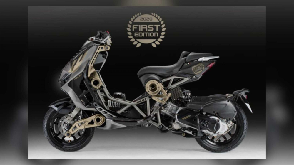 Italjet Dragster 2020 F1rst Edition với bộ màu đặc biệt