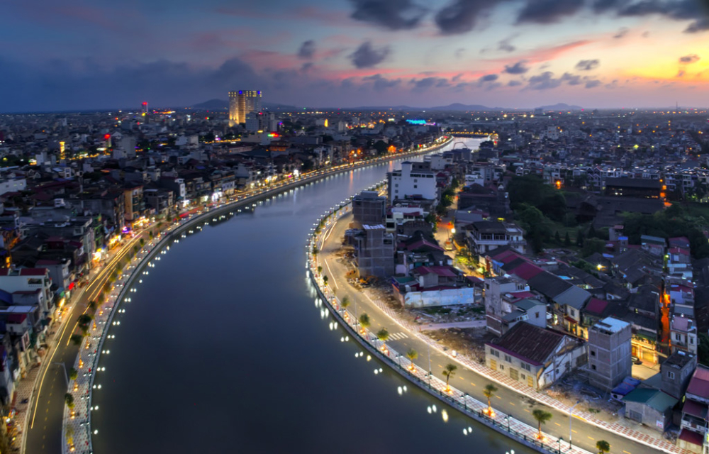 Quang cảnh thành phố Hải Phòng khi trời tối