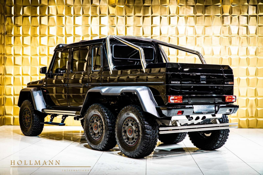 Phía sau của chiếc Brabus Mercedes-AMG G63 6x6 Phía sau của chiếc Brabus Mercedes-AMG G63 6x6