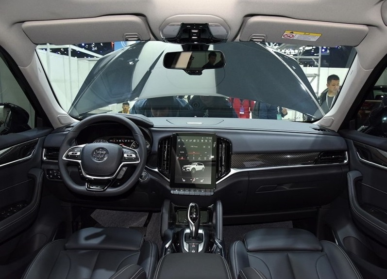 Giá xe Brilliance V7