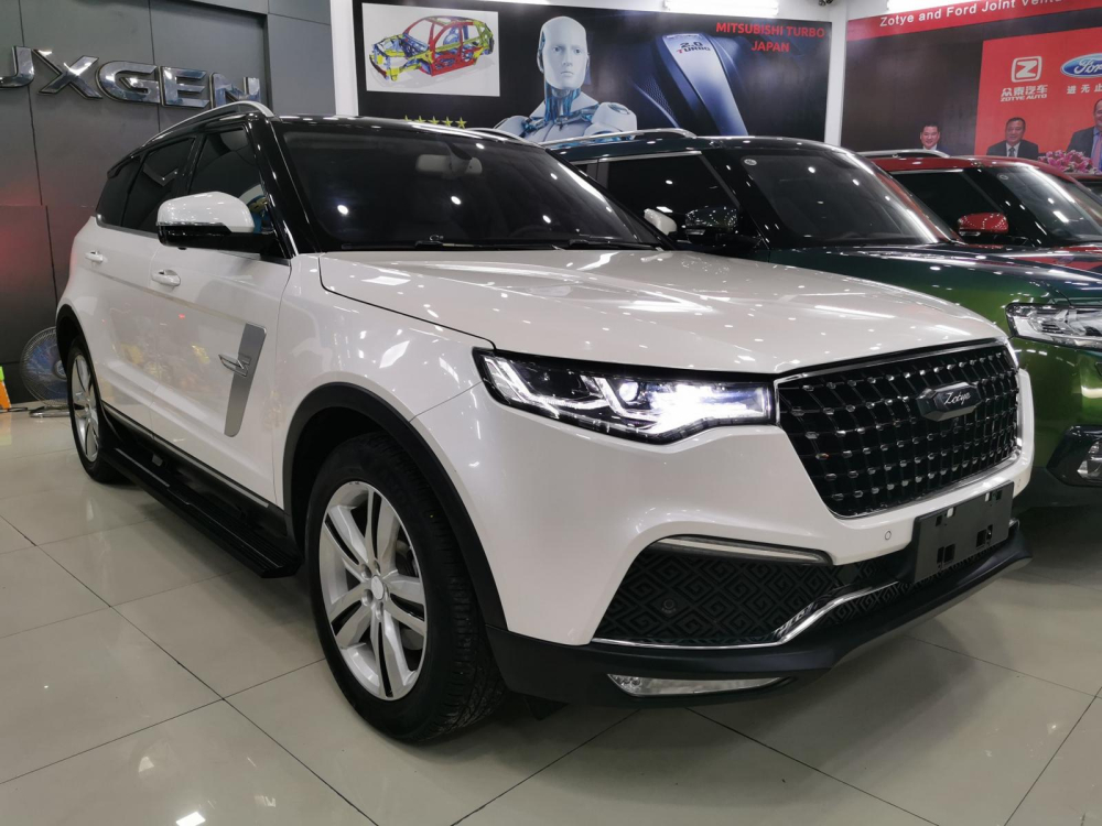 Giá xe Zotye Z8 Giá xe Zotye Z8