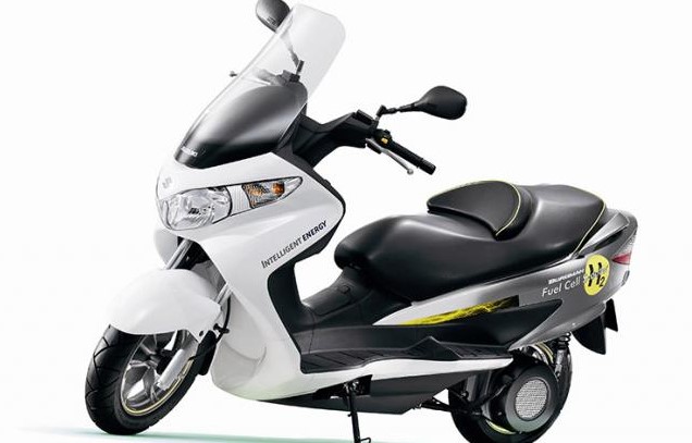 Một mẫu xe ga của Suzuki được thử nghiệm nhiên liệu hydro