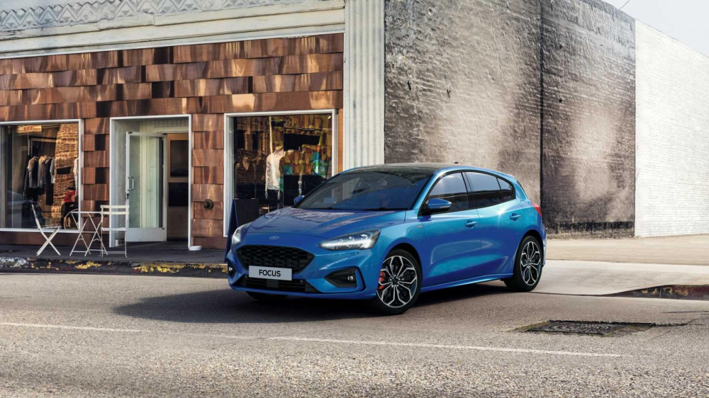 Ford Focus EcoBoost Hybrid 2020 chỉ ti&ecirc;u thụ 5,1 l&iacute;t xăng/100 km
