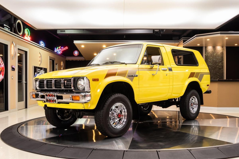 Phía trước của Toyota Trekker 1981