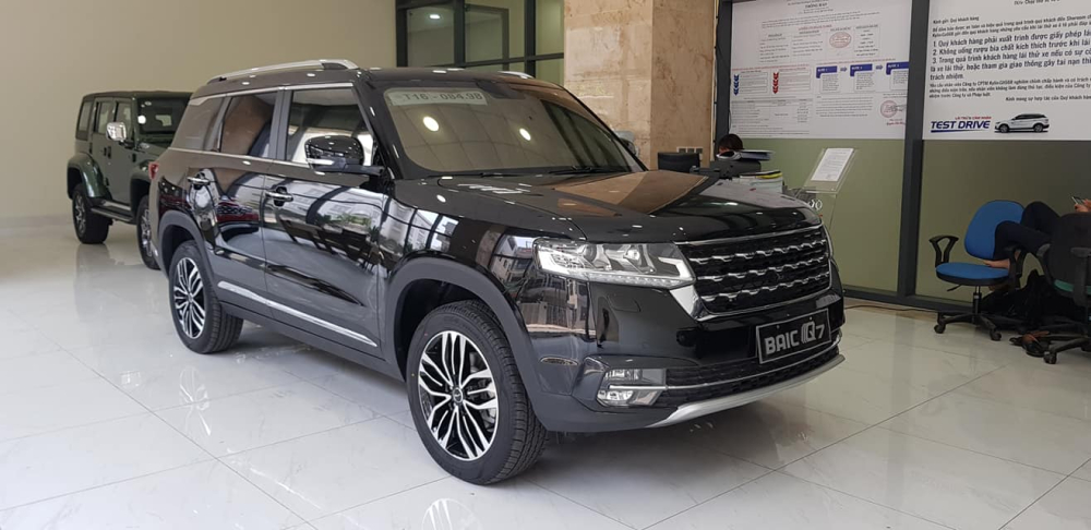 Giá xe BAIC Q7 Giá xe BAIC Q7