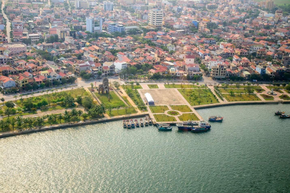 Một góc thành phố Đồng Hới, tỉnh Quảng Bình Một góc thành phố Đồng Hới, tỉnh Quảng Bình