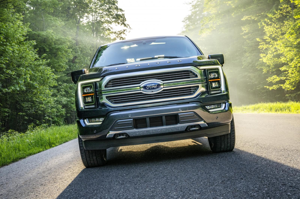 Cận cảnh thiết kế đầu xe của Ford F-150 2021