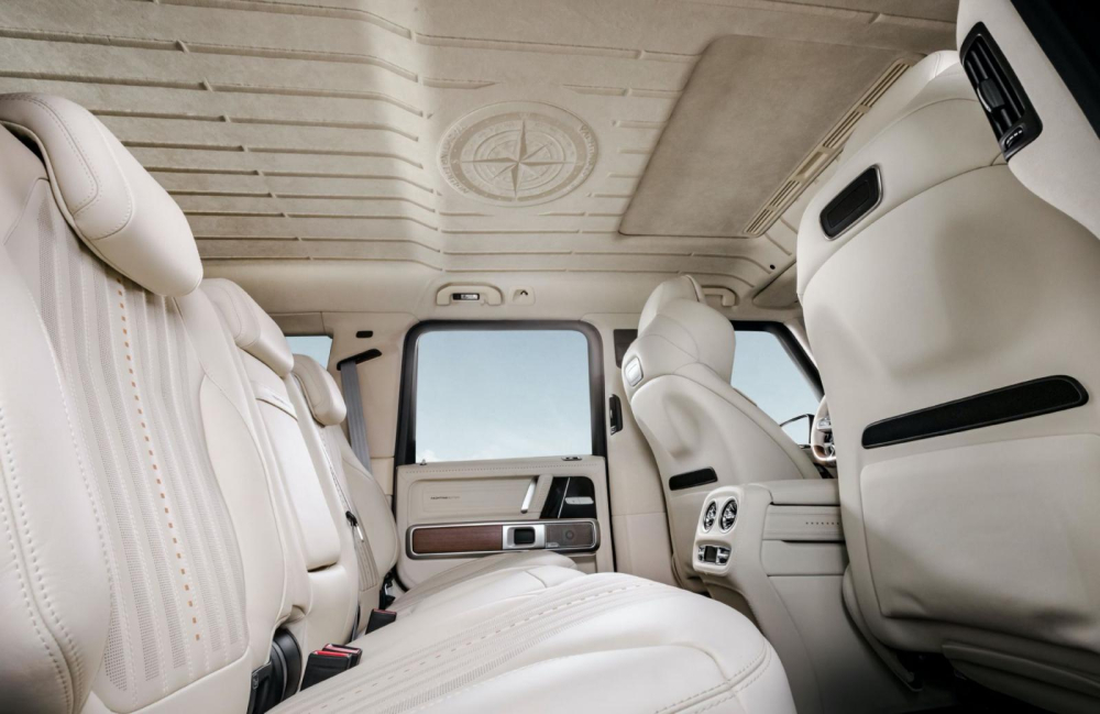 Góc nhìn lên trần của Mercedes-AMG G63 Yachting Limited Edition Góc nhìn lên trần của Mercedes-AMG G63 Yachting Limited Edition