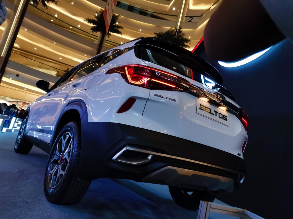 Tại Việt Nam, Kia Seltos sẽ đối đầu trực diện với Hyundai Kona, Ford EcoSport và Honda HR-V ở phân khúc SUV đô thị cỡ B Tại Việt Nam, Kia Seltos sẽ đối đầu trực diện với Hyundai Kona, Ford EcoSport và Honda HR-V ở phân khúc SUV đô thị cỡ B