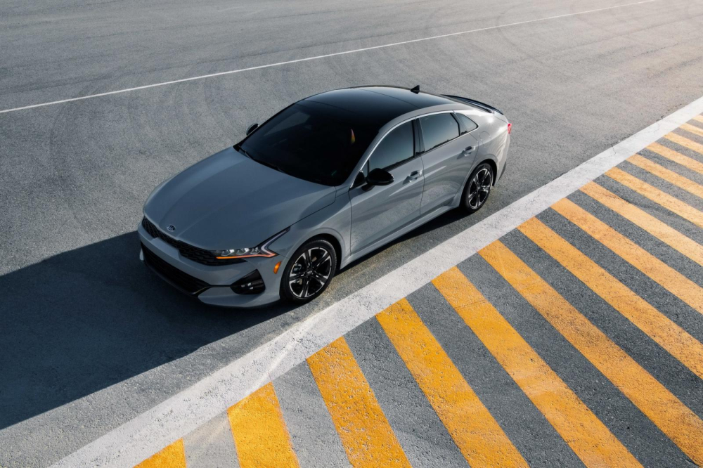 Kia K5 GT 2021 sở hữu c&ocirc;ng suất tối đa 290 m&atilde; lực