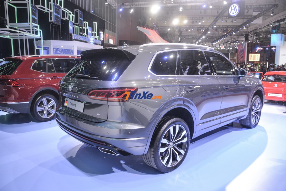 Giá xe Volkswagen Touareg