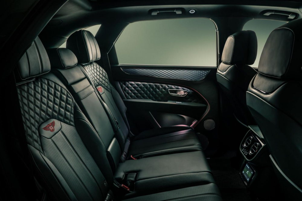 hàng ghế sau Bentley Bentayga V8 2021 hàng ghế sau Bentley Bentayga V8 2021