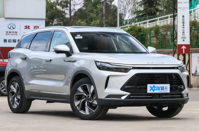 Phía trước của BEIJING X7