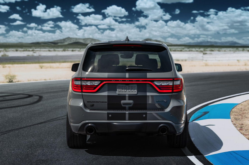 Dodge Durango SRT Hellcat 2021 được bán ra vào năm sau Dodge Durango SRT Hellcat 2021 được bán ra vào năm sau