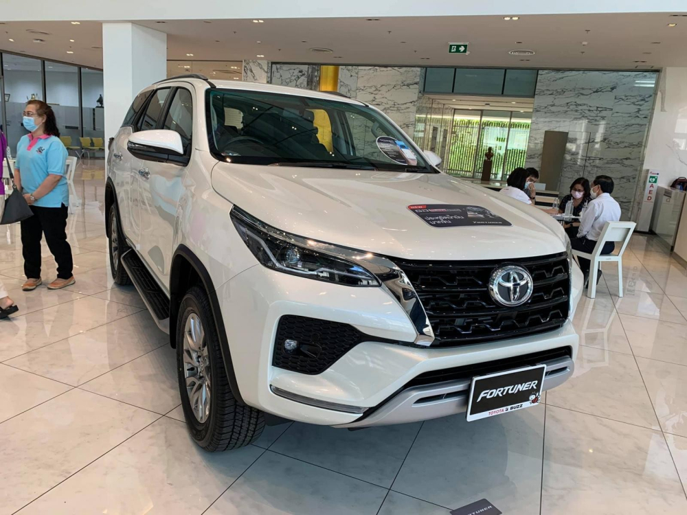Toyota Fortuner 2020 l&agrave; bản n&acirc;ng cấp giữa v&ograve;ng đời