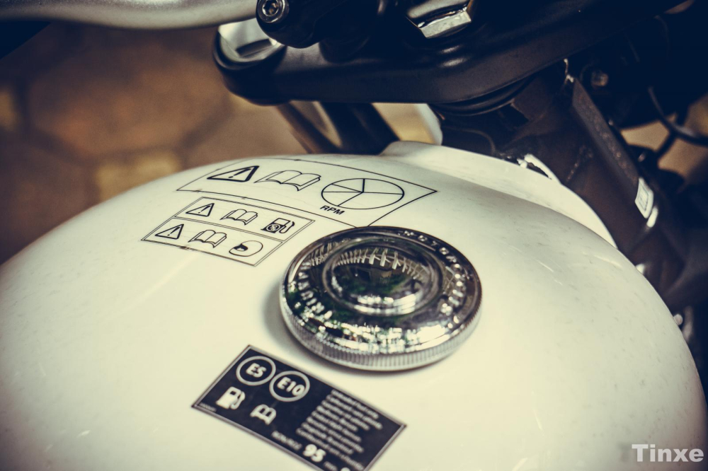 Triumph Street Scrambler 900 Triumph Street Scrambler 900