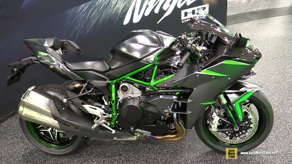 Kawasaki Ninja H2 Carbon có mặt tại Việt Nam