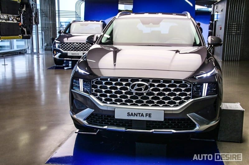 Thiết kế đầu xe của Hyundai Santa Fe 2021 bản thường Thiết kế đầu xe của Hyundai Santa Fe 2021 bản thường