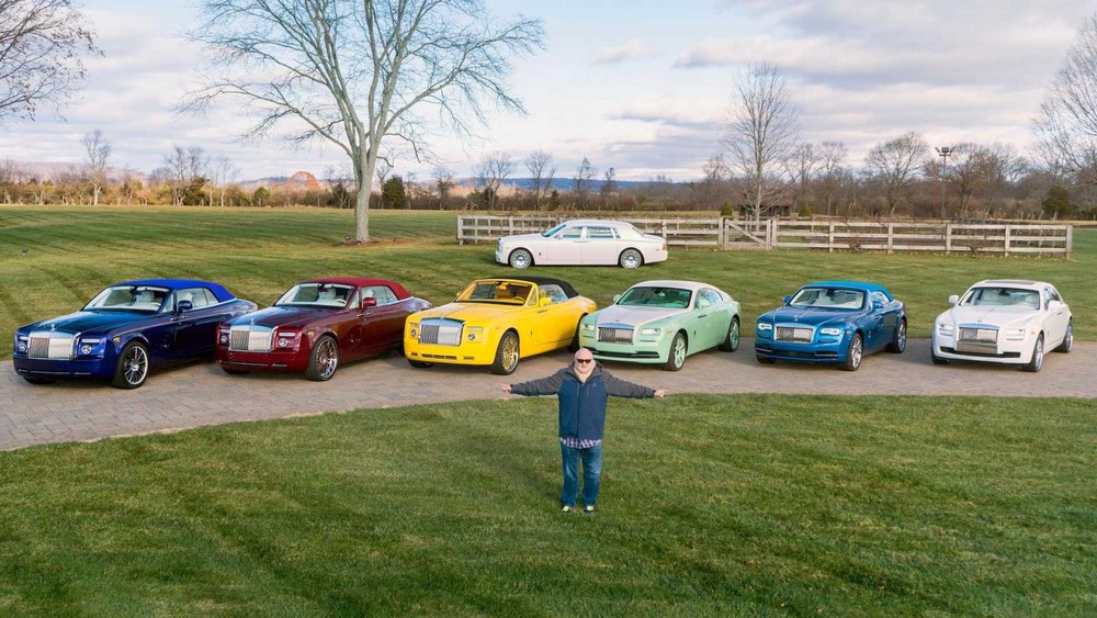 Michael Fux cùng dàn xe Rolls-Royce với các màu sơn riêng mang tên mình
