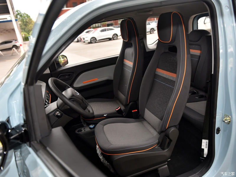 H&agrave;ng ghế ph&iacute;a trước của&nbsp;Wuling Hongguang MINI EV ​​​​