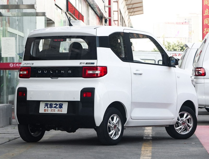Ph&iacute;a sau của&nbsp;Wuling Hongguang MINI EV