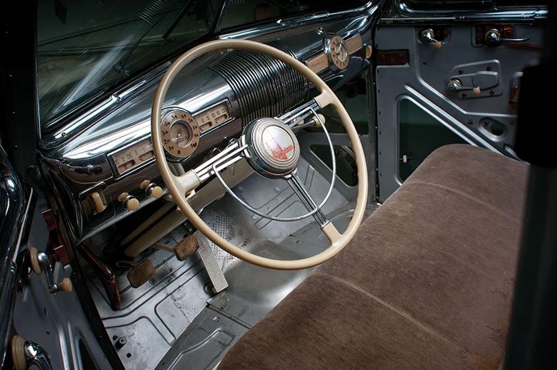 Không gian nội thất bên trong Pontiac Ghost Car 1939 Không gian nội thất bên trong Pontiac Ghost Car 1939