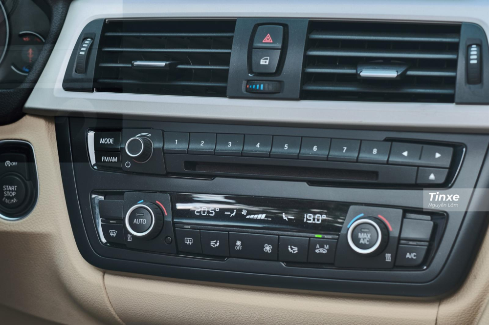 Xe được trang bị điều hòa tự động 2 vùng độc lập Xe được trang bị điều hòa tự động 2 vùng độc lập