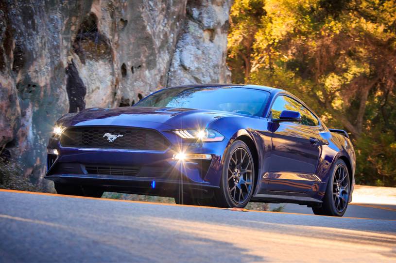 Giá xe Ford Mustang Giá xe Ford Mustang