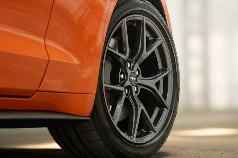 Giá xe Ford Mustang Giá xe Ford Mustang