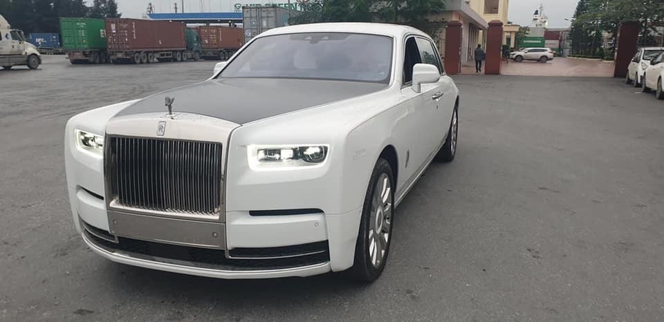 Rolls-Royce Phantom Tranquillity đầu tiên về Việt Nam