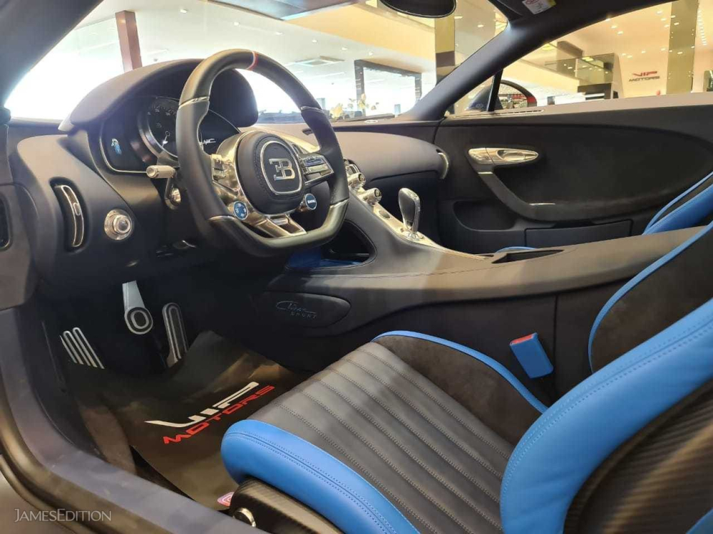 Nội thất si&ecirc;u xe Bugatti Chiron Sport 110 Ans Edition rao b&aacute;n hơn 100 tỷ đồng