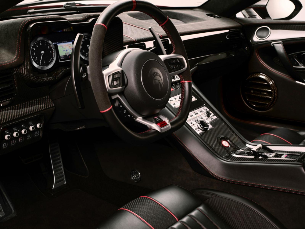 Hệ thống lái của Ares Design Panther ProgettoUno