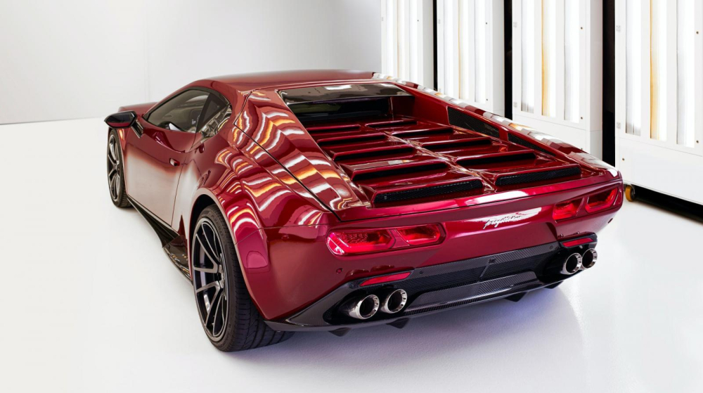 Góc nhìn khác về phía sau của Ares Design Panther ProgettoUno