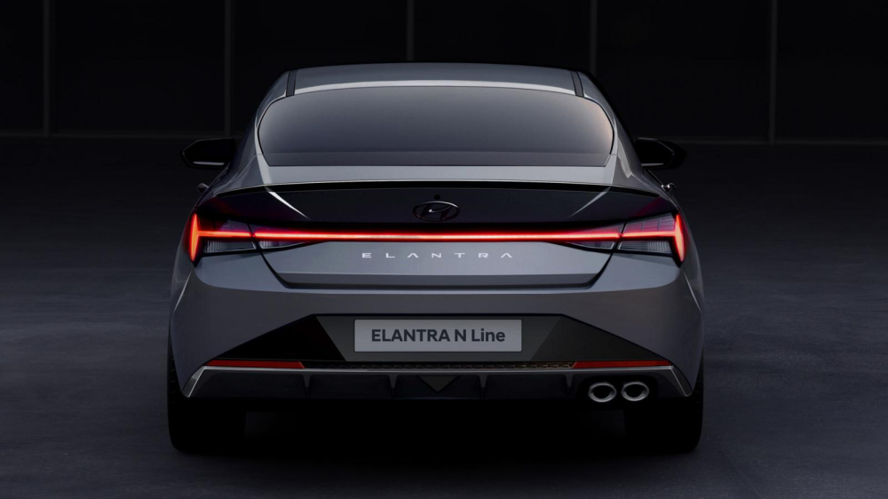 Thiết kế đằng sau của Hyundai Elantra N Line 2021