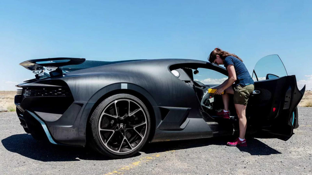 Lemke - kỹ sư chuyên về điều hòa của Bugatti Lemke - kỹ sư chuyên về điều hòa của Bugatti
