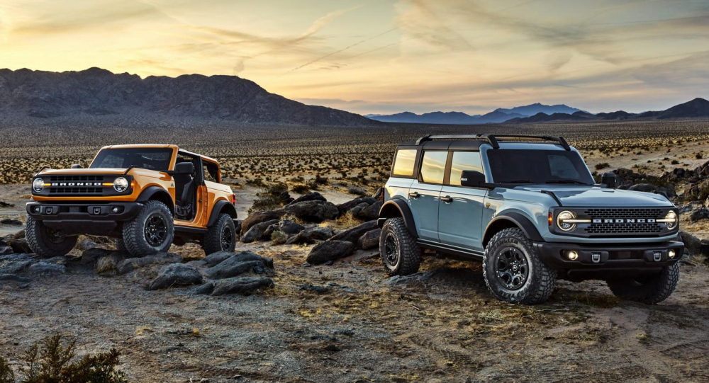 Ford Bronco 2021 bản 2 cửa v&agrave; 4 cửa
