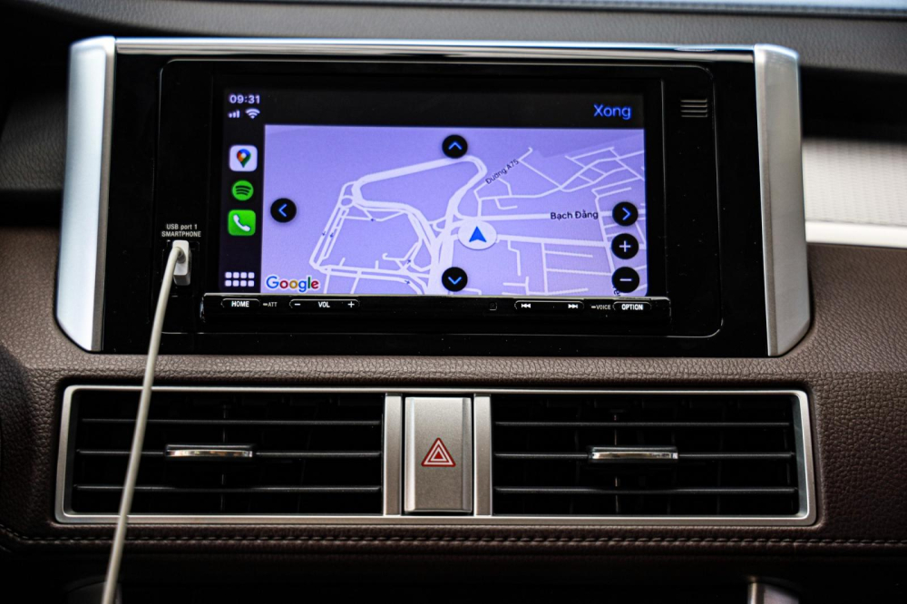 M&agrave;n h&igrave;nh cảm ứng tr&ecirc;n Mitsubishi Xpander Cross &ldquo;b&ecirc;&rdquo; nguy&ecirc;n từ Mitsubishi Xpander sang
