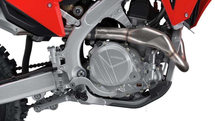 Động cơ v&agrave; khung sườn, ống xả l&agrave; những thay đổi lớn tr&ecirc;n CRF450 2021