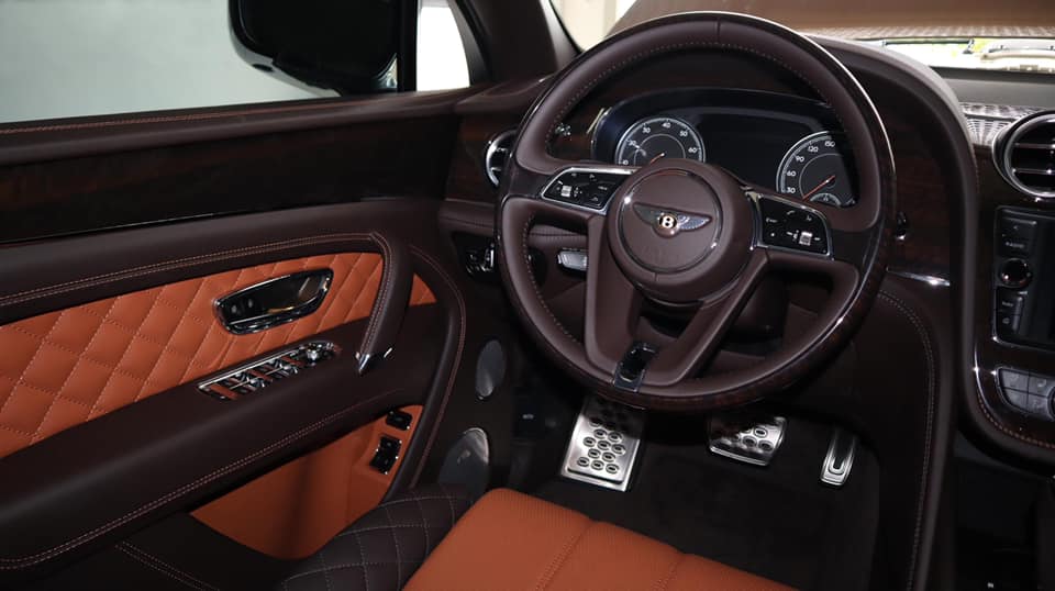Bentley Bentayga V8 có công suất 542 mã lực