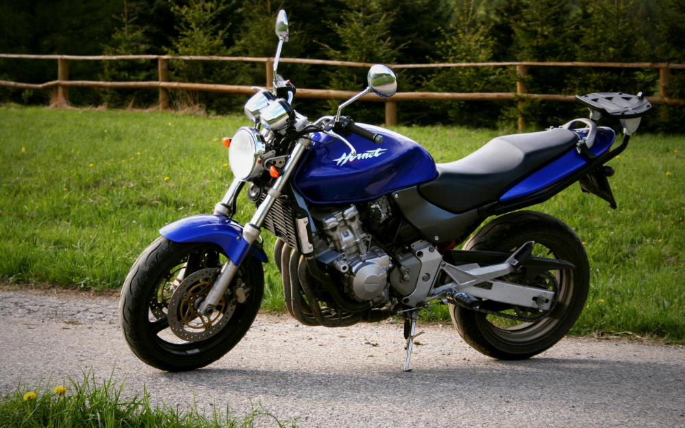 Hornet 250 4 xy-lanh, mẫu xe từng rất nổi tiếng của Honda