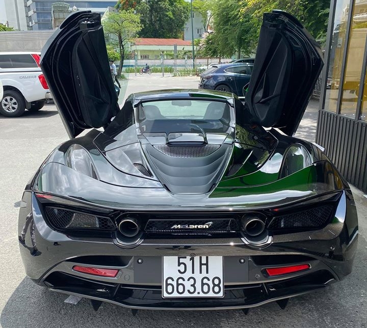 Hiện đây là chiếc siêu xe mui trần McLaren 720S Spider thứ 3 ra biển trắng tại Việt Nam Hiện đây là chiếc siêu xe mui trần McLaren 720S Spider thứ 3 ra biển trắng tại Việt Nam