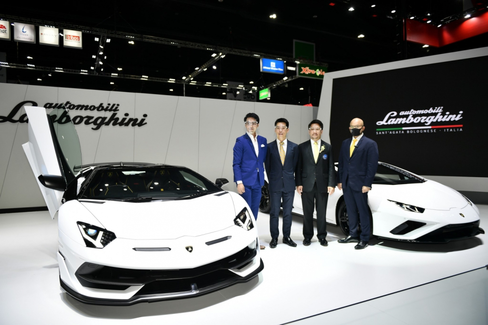 Si&ecirc;u xe Lamborghini Aventador SVJ mui trần đầu ti&ecirc;n đến Th&aacute;i Lan c&oacute; gi&aacute; b&aacute;n 37,3 tỷ đồng